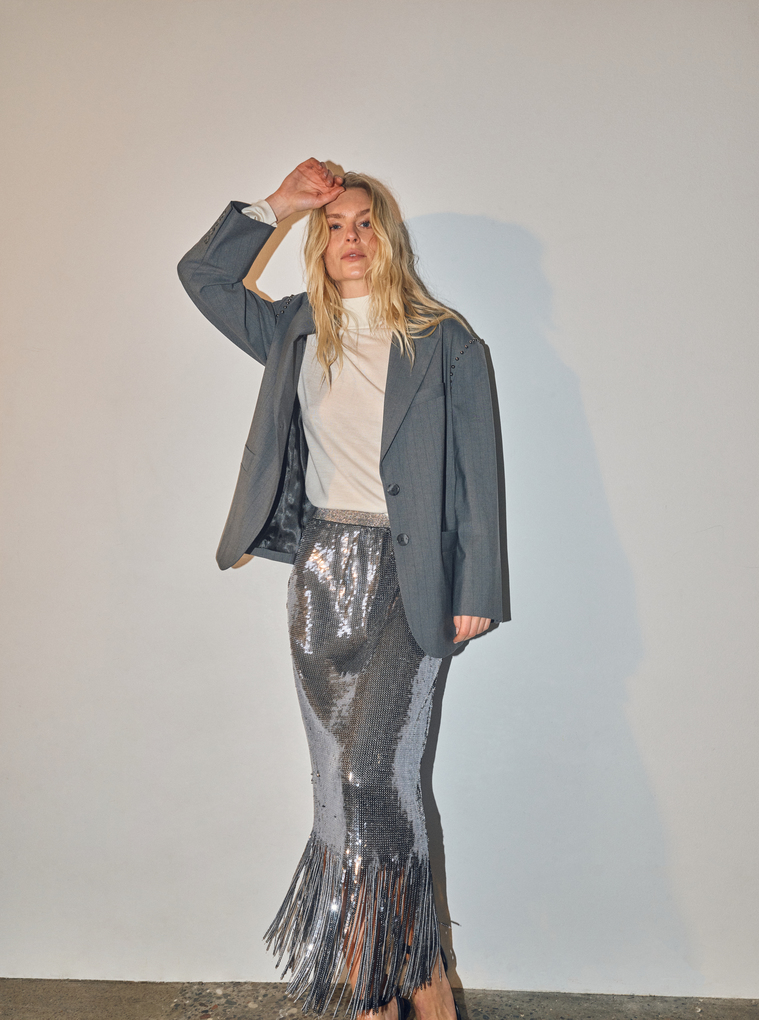 166980 MMAnima Jade Blazer – 167210 MMMiaz Sequin Skirt_2